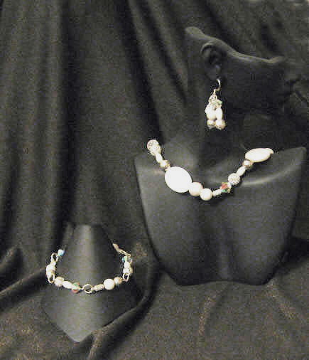 Mother of Pearl with Crystal & Silver Plated Accents Princess Length Set